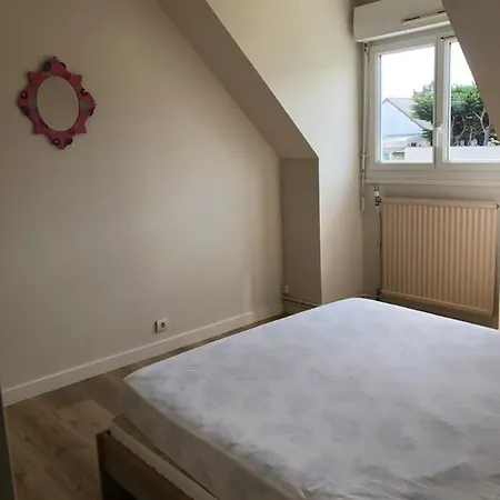 Maison 400 M De La Holiday home *